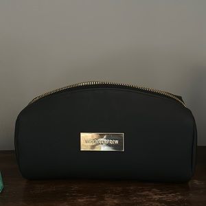 Holt Renfrew toiletry bag black colour